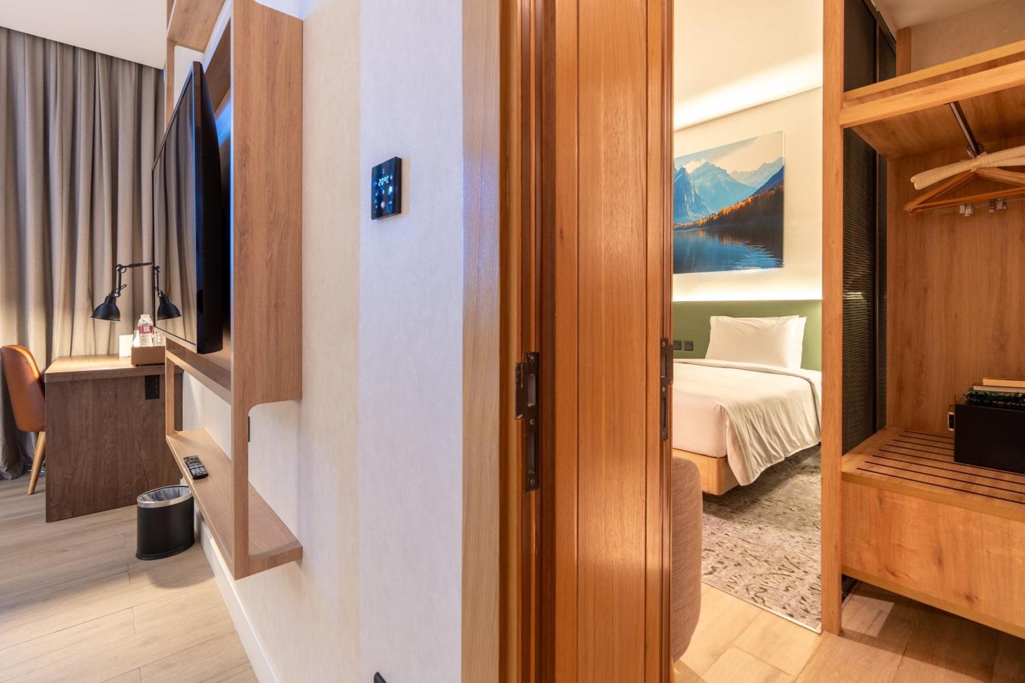 West Walk Retaj Hotel Al Rayyan ภายนอก รูปภาพ